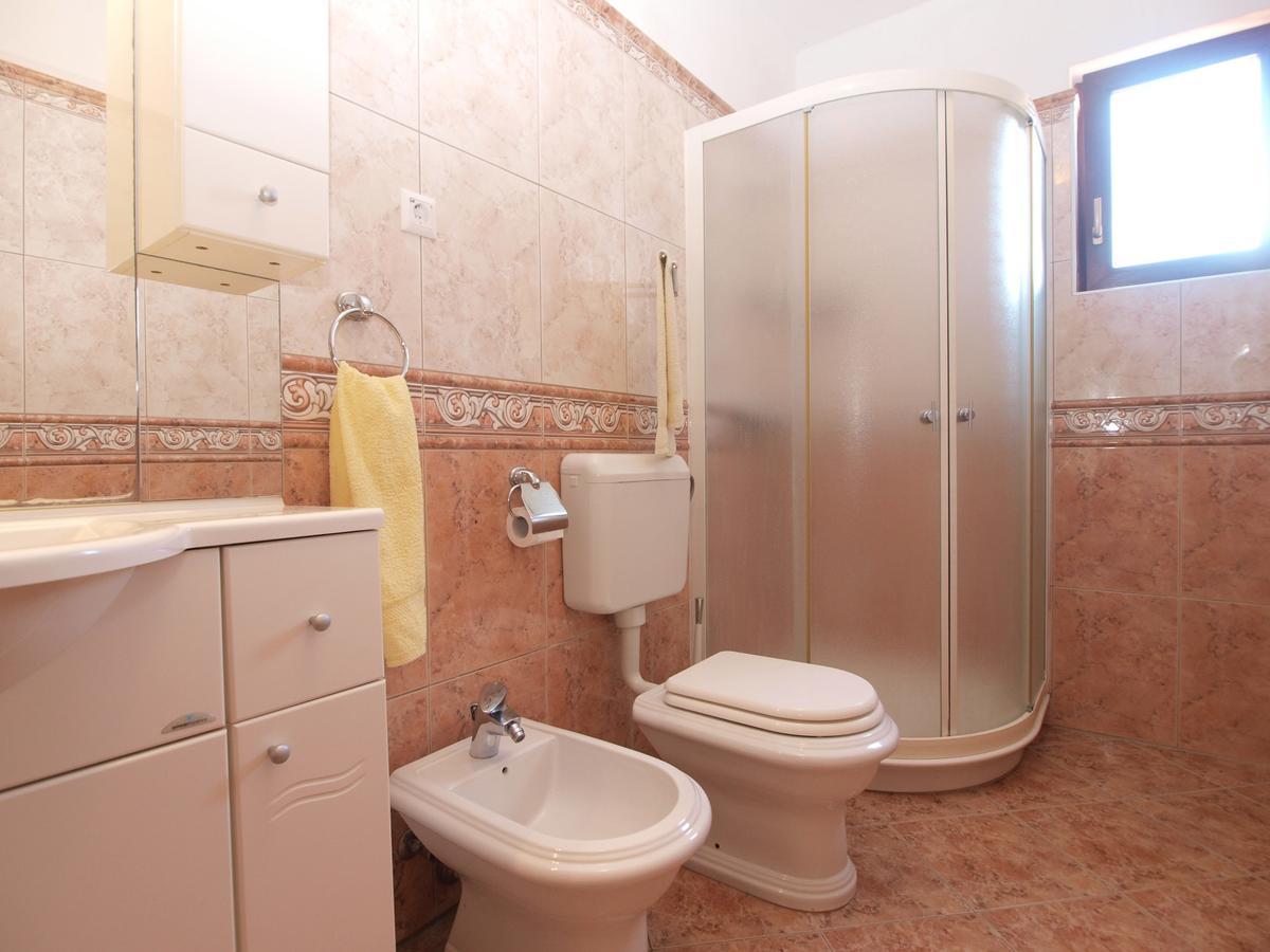 Apartments Mirjana 1655 Kanfanar Esterno foto
