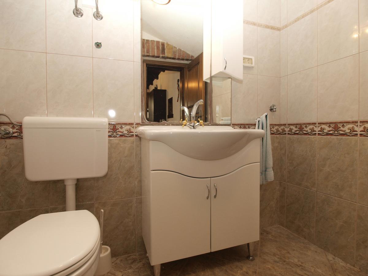Apartments Mirjana 1655 Kanfanar Esterno foto